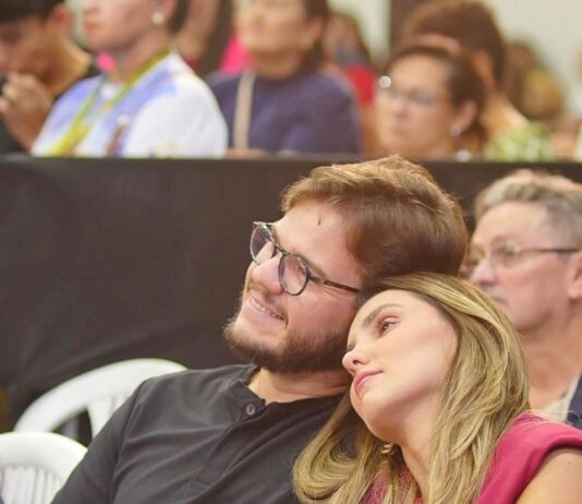 No 3º dia do Carnaval da Paz, prefeito Bruno acompanha o Crescer e celebra reconhecimento nacional de Campina