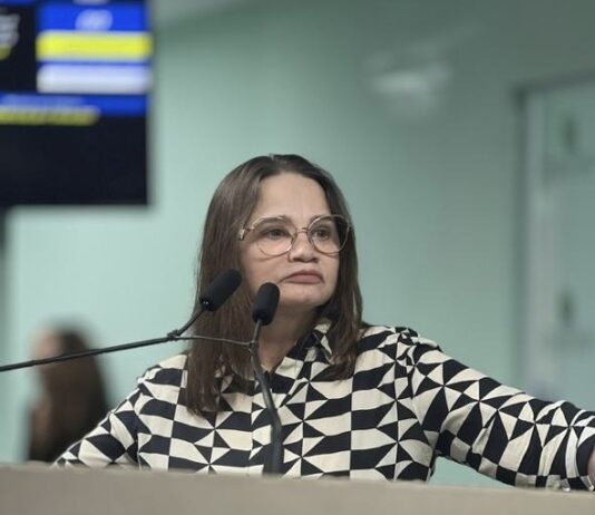 Vereadora Ivonete Ludgério (União Brasil) propõe campanha permanente do “Sinal de Ajuda” em Campina Grande