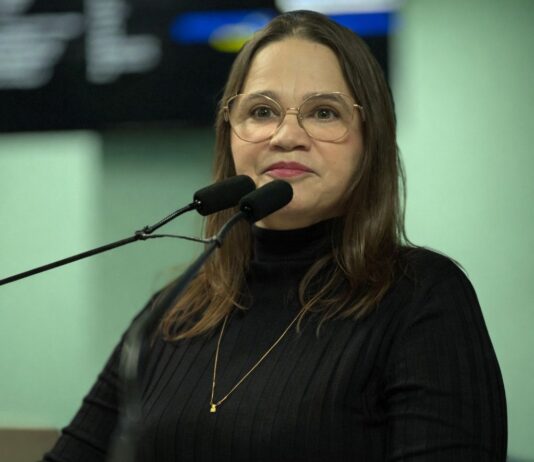 Vereadora Ivonete Ludgério propõe instalação de câmeras em carros de aplicativo para reforçar segurança em CG