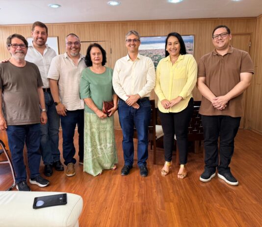Reunião na UFCG discute homenagem ao professor e ex-vereador Lula Cabral em novo complexo esportivo