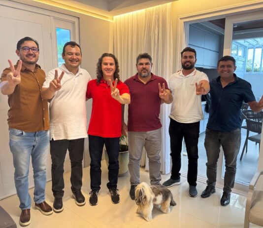 Lideranças do Republicanos declaram apoio a reeleição do senador Veneziano Vital