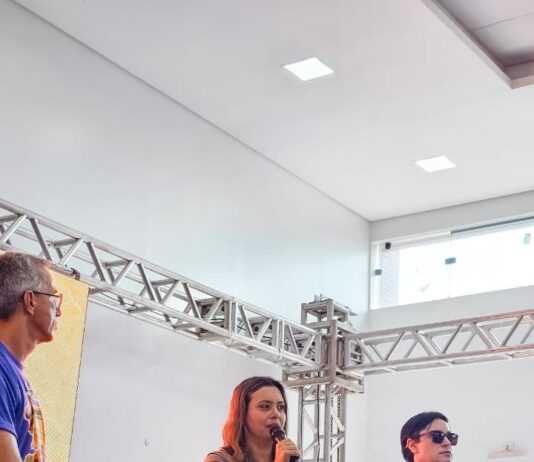 Waléria Assunção defende Piso dos Garis e dos Servidores de Apoio durante encontro em Campina Grande