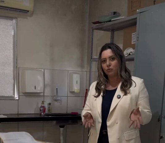 Waléria Assunção expõe realidade de abandono na saúde bucal de Campina Grande