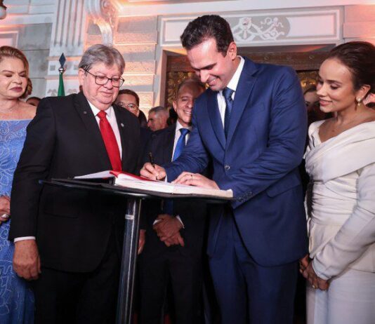 Lucas Ribeiro toma posse e anuncia como primeira medida a criação do Parque Sensorial para Pessoas com Autismo, na Granja Santana