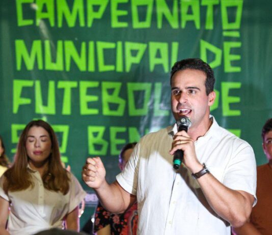 Governador Lucas Ribeiro participa da 2ª Expo Patos e anuncia reforma do Centro Comercial de São Bentinho