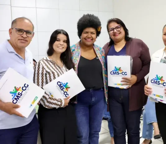 Jô Oliveira reforça participação popular na posse dos Conselhos de Saúde