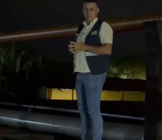 Sargento Neto visita pontos de alagamentos em Campina Grande após as chuvas deste domingo