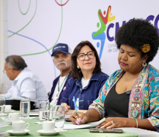 Jô Oliveira participa da posse dos Conselhos Locais de Saúde e reforça participação popular na defesa do SUS