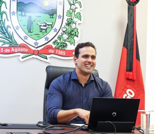 Lucas Ribeiro articula instalação de mais duas unidades da AeC na Paraíba e impulsiona geração de empregos no Alto Sertão