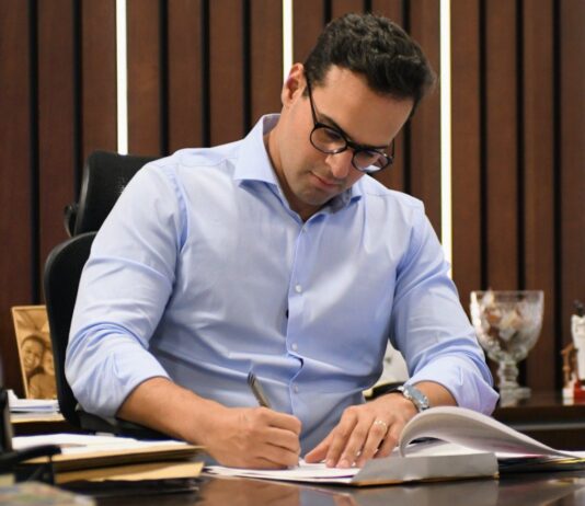 Governador Lucas Ribeiro assina promoção de 131 oficiais da PM e Corpo de Bombeiros e reforça valorização da segurança pública