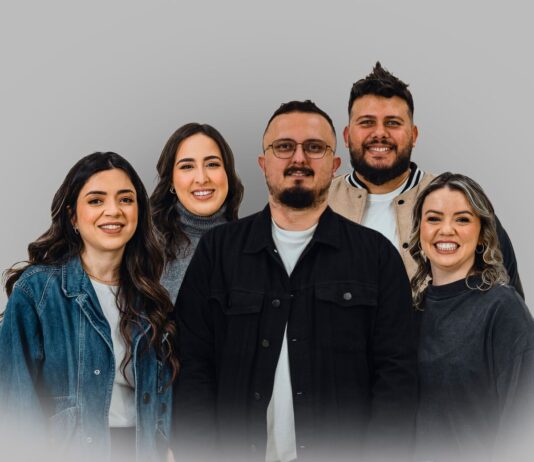 Louva Campina acontece nesta sexta-feira e promete noite de adoração com Fhop Music e Atos 2
