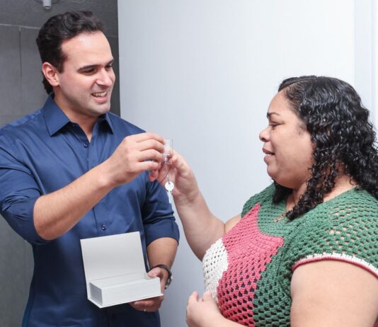 Governador Lucas Ribeiro entrega residencial com 192 moradias em João Pessoa e reforça compromisso com a habitação popular