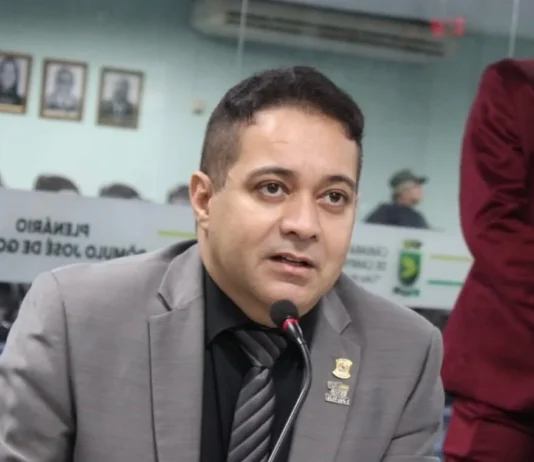 Frank Alves apresenta projeto para criar Dia do Mutirão nos Postos de Saúde em Campina Grande