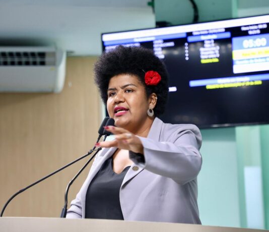 Bueiros Inteligentes: lei da vereadora Jô Oliveira apresenta alternativa para evitar alagamentos em Campina Grande