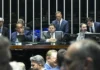 Dosimetria: Alcolumbre promulga lei que beneficia condenados pelo 8/1 Congresso Nacional derrubou veto do presidente Lula, na semana passada