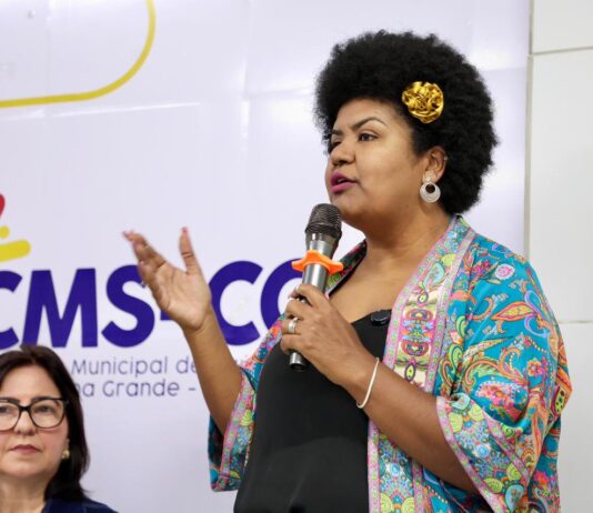 Jô Oliveira manifesta solidariedade aos servidores em greve e cobra respostas da Prefeitura de Campina Grande