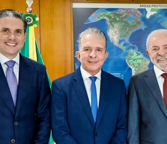 Jornalista do jornal O Globo aponta apoio de Lula a Nabor e amplia desconforto entre adversários na Paraíba