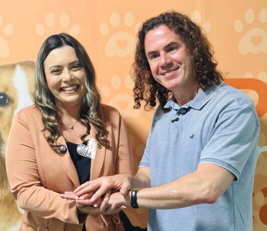 Vereadora de Campina Grande Waléria Assunção anuncia apoio à reeleição de Veneziano para o Senado Federal