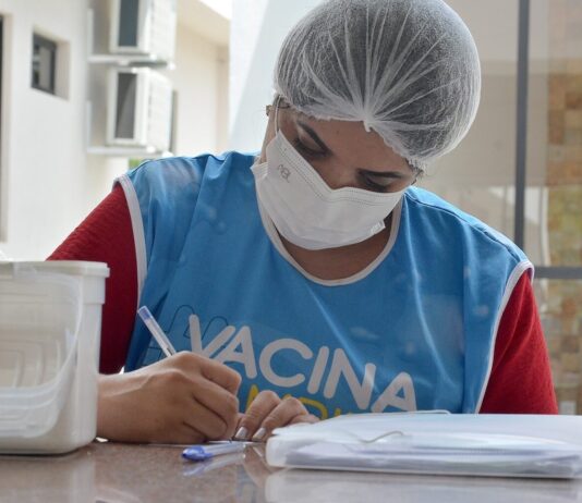 Prefeitura de Campina Grande amplia vacinação contra HPV para adolescentes de 15 a 19 anos até 31 de dezembro