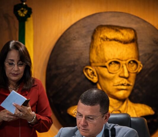 Projeto de Dinho cria espaços inclusivos e amplia acessibilidade em Campina Grande