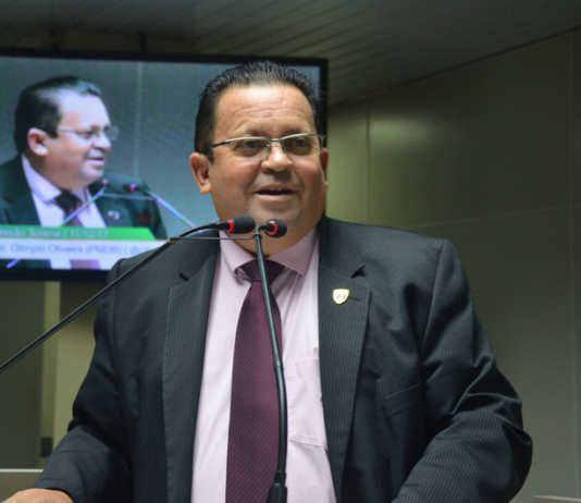 Olimpio Oliveira cobra celeridade na reforma da Feira Central de Campina Grande