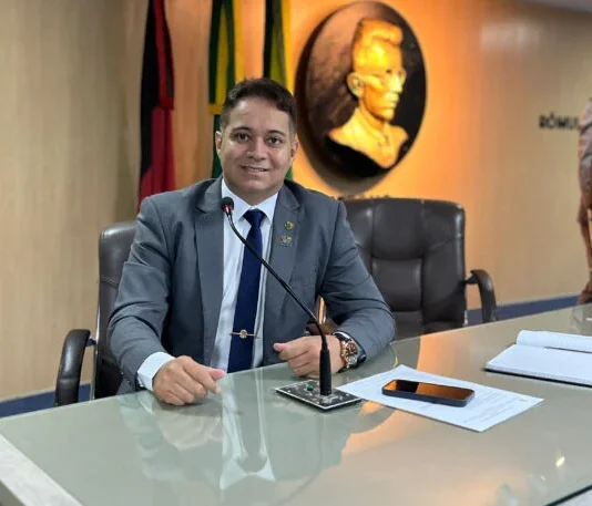 Frank Alves propõe programa para ampliar segurança de idosos no transporte coletivo de Campina Grande