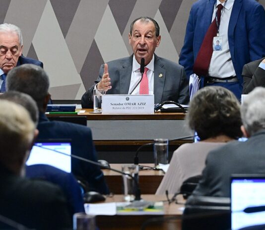 Fim da escala 6×1 passa na CCJ e vai a Plenário Fonte: Agência Senado