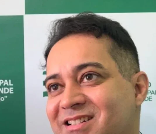 Frank Alves avalia resultado das eleições e defende reformulação do grupo para 2028