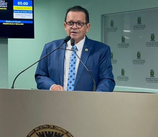 Olimpio defende ampliação do 14º salário para profissionais de escolas que atingirem meta do Ideb e trabalhadores das creches